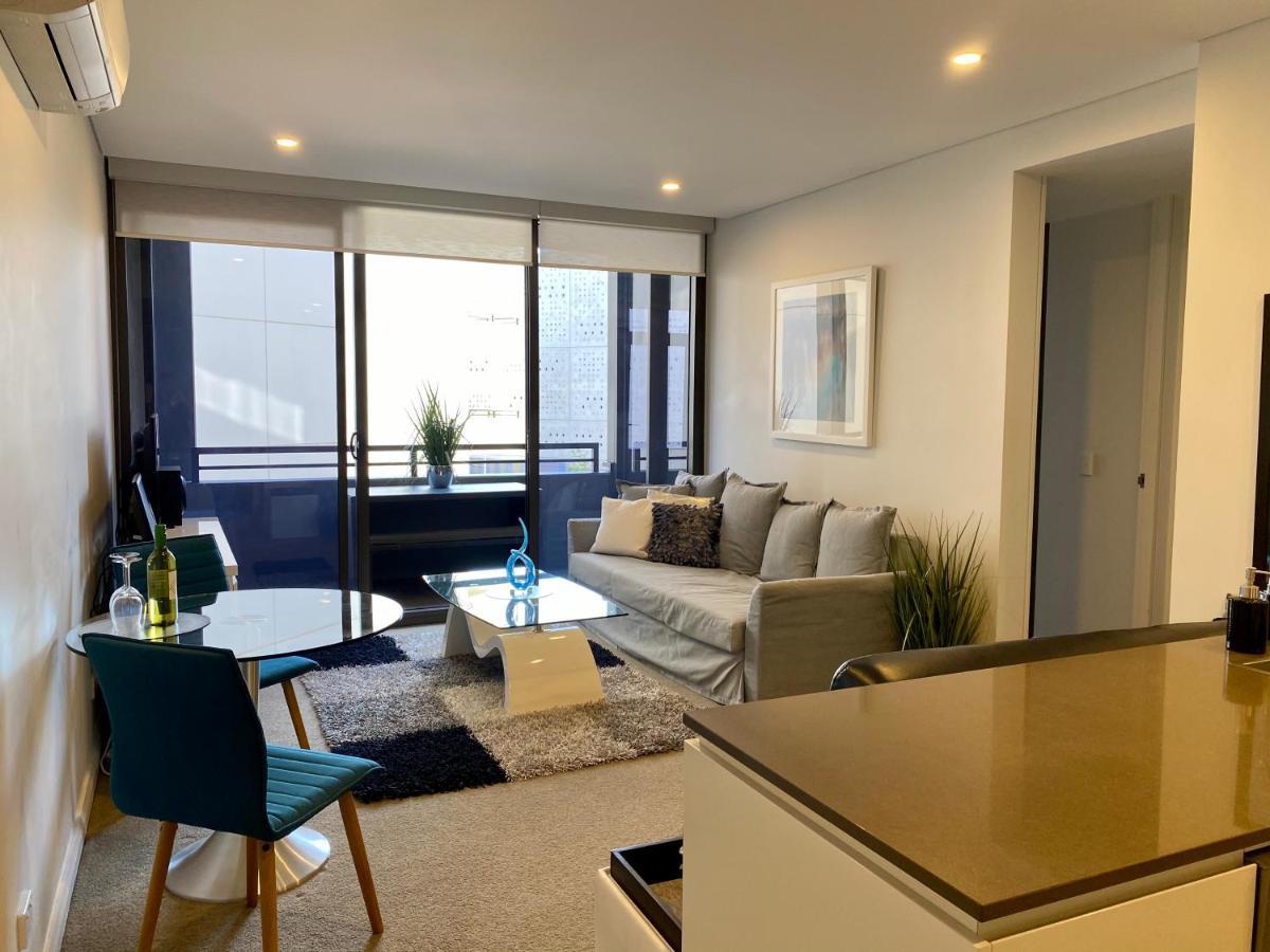 Governor Luxe 1 Bedroom Apartment In The Heart Of Barton Wifi Gym Wine Secure Parking Canberra Kingston Eksteriør bilde
