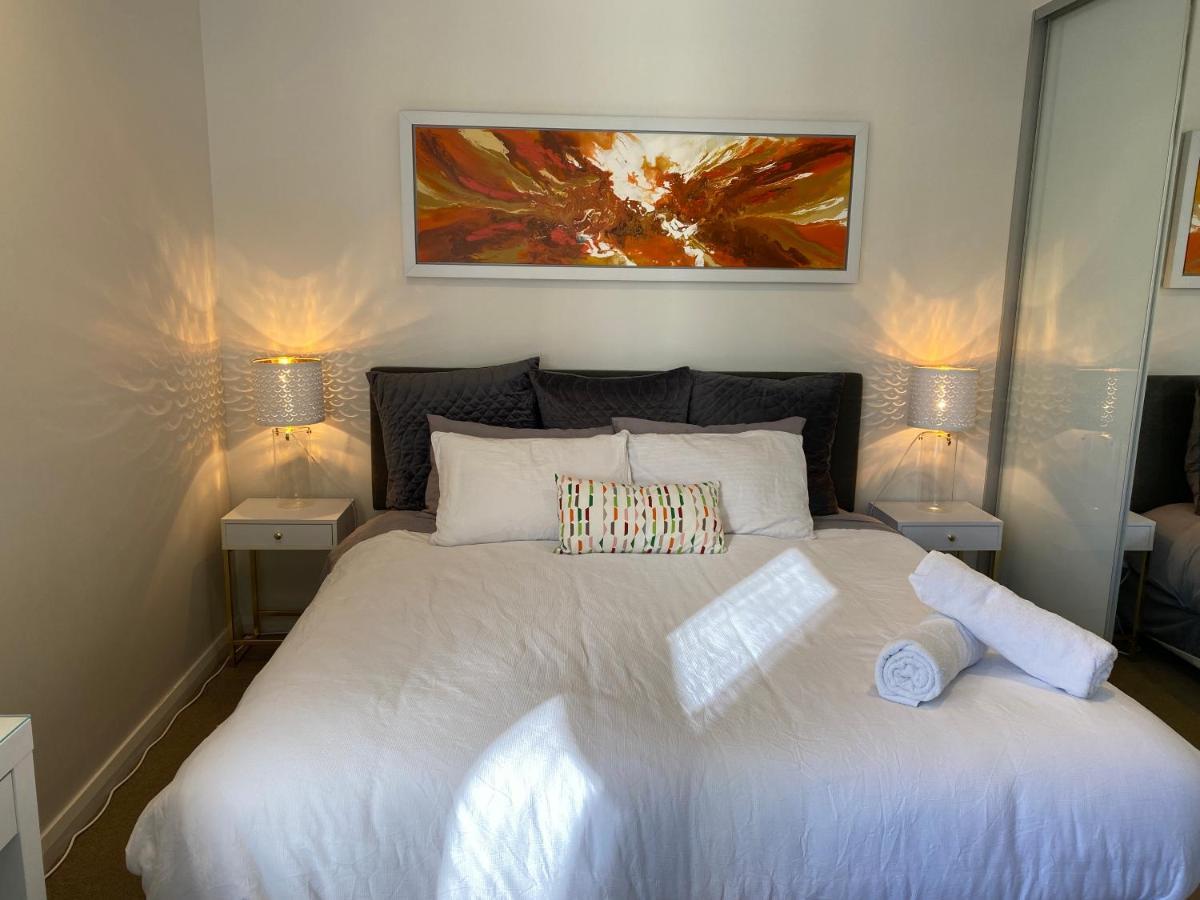 Governor Luxe 1 Bedroom Apartment In The Heart Of Barton Wifi Gym Wine Secure Parking Canberra Kingston Eksteriør bilde