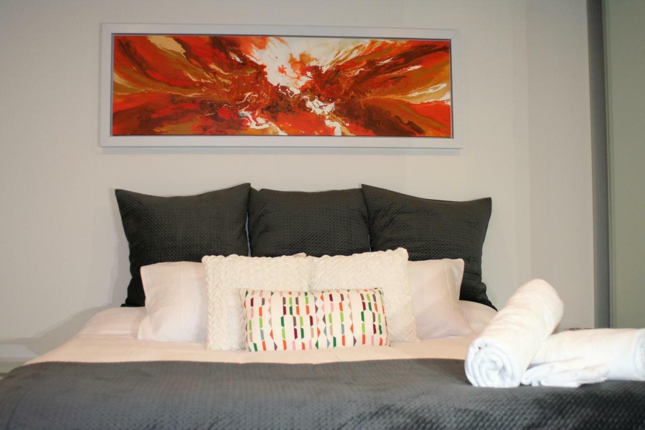 Governor Luxe 1 Bedroom Apartment In The Heart Of Barton Wifi Gym Wine Secure Parking Canberra Kingston Eksteriør bilde
