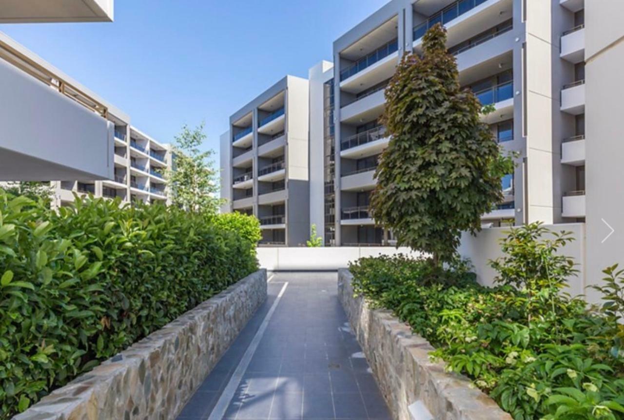 Governor Luxe 1 Bedroom Apartment In The Heart Of Barton Wifi Gym Wine Secure Parking Canberra Kingston Eksteriør bilde