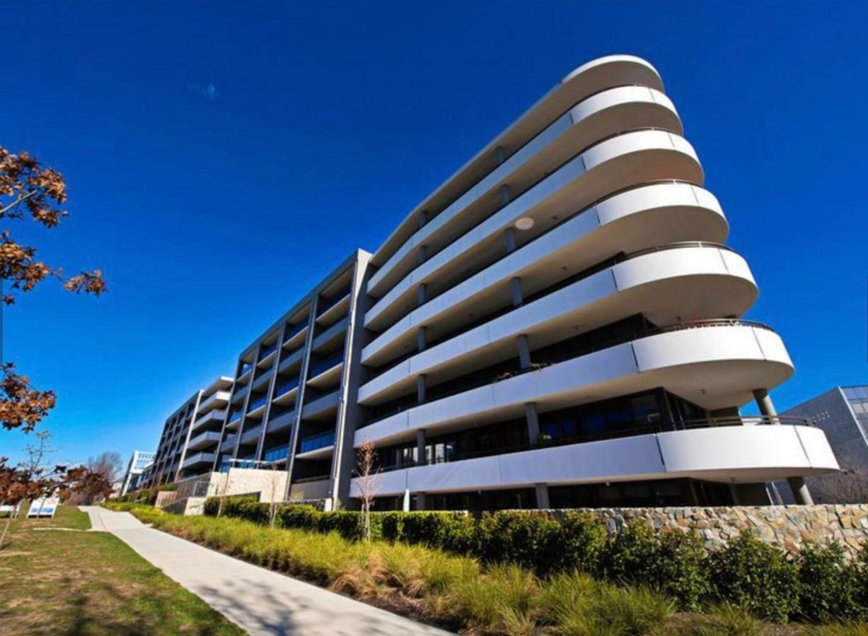 Governor Luxe 1 Bedroom Apartment In The Heart Of Barton Wifi Gym Wine Secure Parking Canberra Kingston Eksteriør bilde