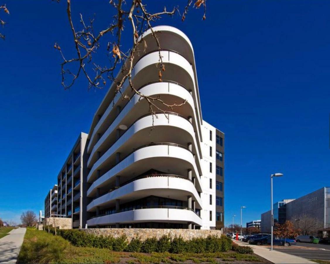 Governor Luxe 1 Bedroom Apartment In The Heart Of Barton Wifi Gym Wine Secure Parking Canberra Kingston Eksteriør bilde
